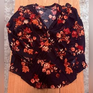 Torrid Floral Chiffon Blouse – Size 0 – Button Front